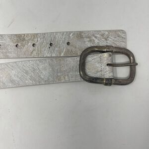 STREETS AHEAD VINTAGE GOLD WHITE METALLIC BELT